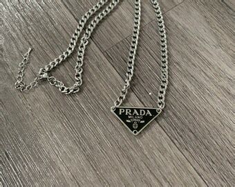 prada ketting